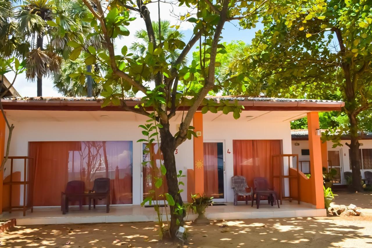 Golden 3* Trincomalee